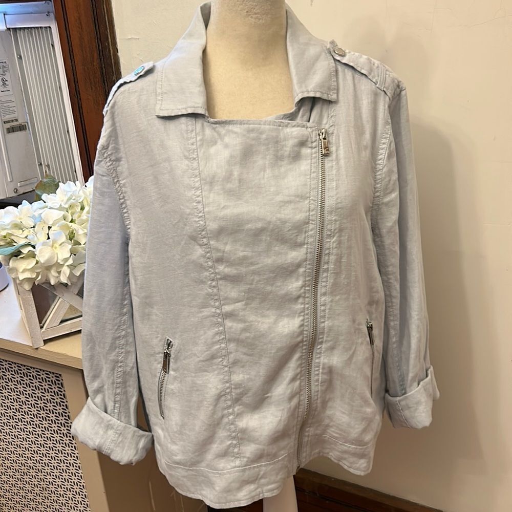 Two by Vince Camuto pale blue cotton jacketSize L New